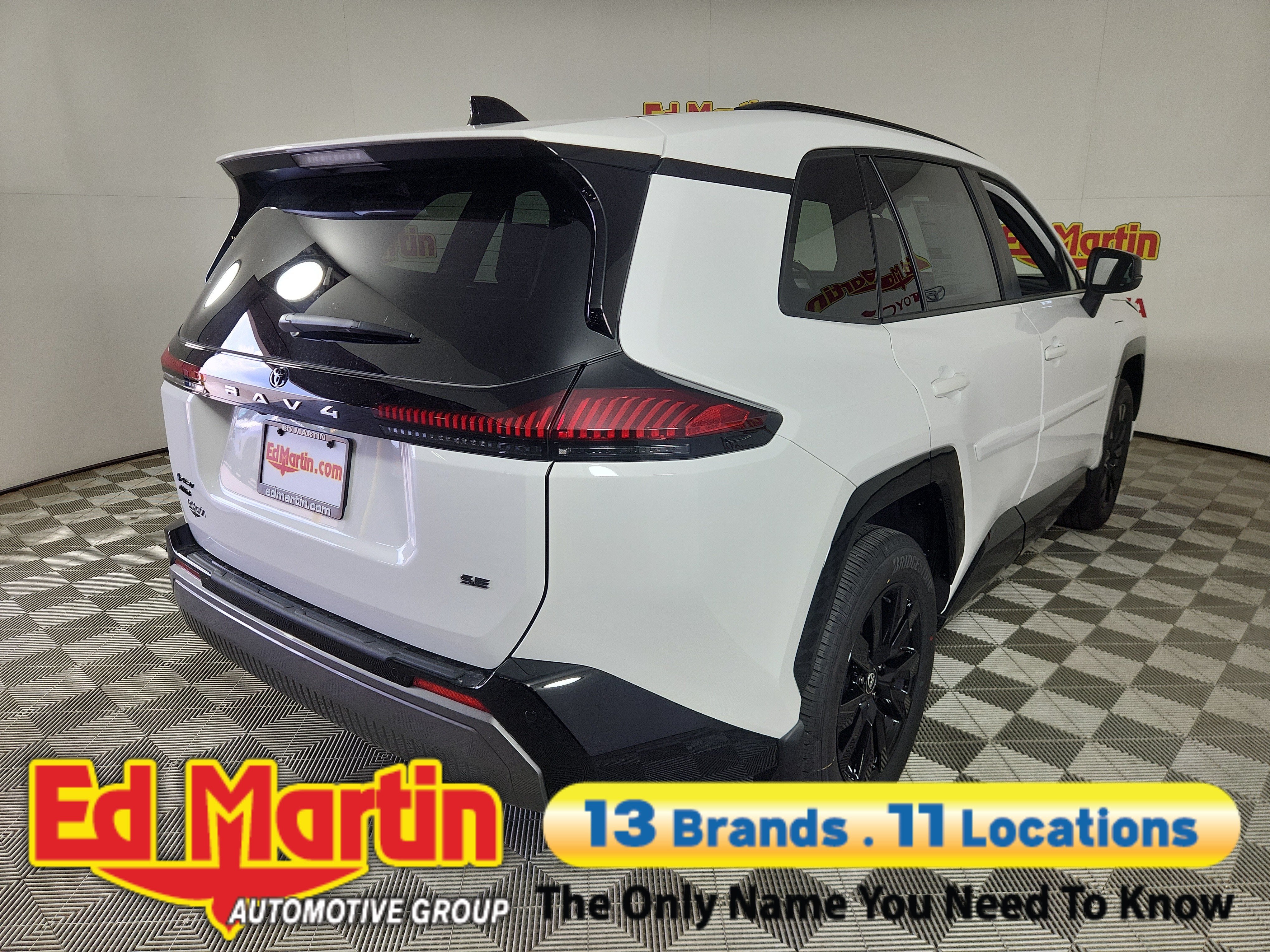 2026 Toyota RAV4 Plug-in Hybrid SE