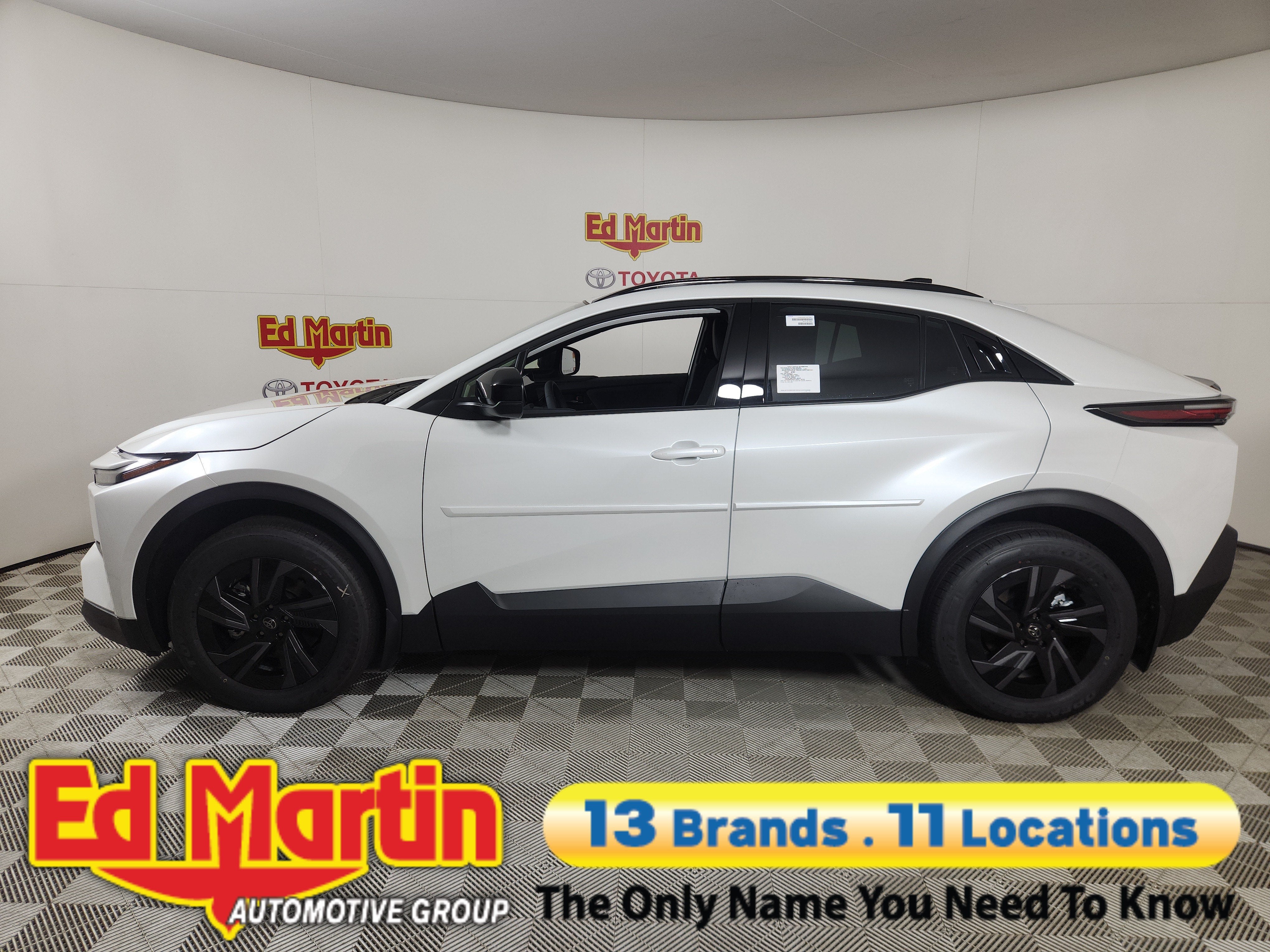 2026 Toyota C-HR SE