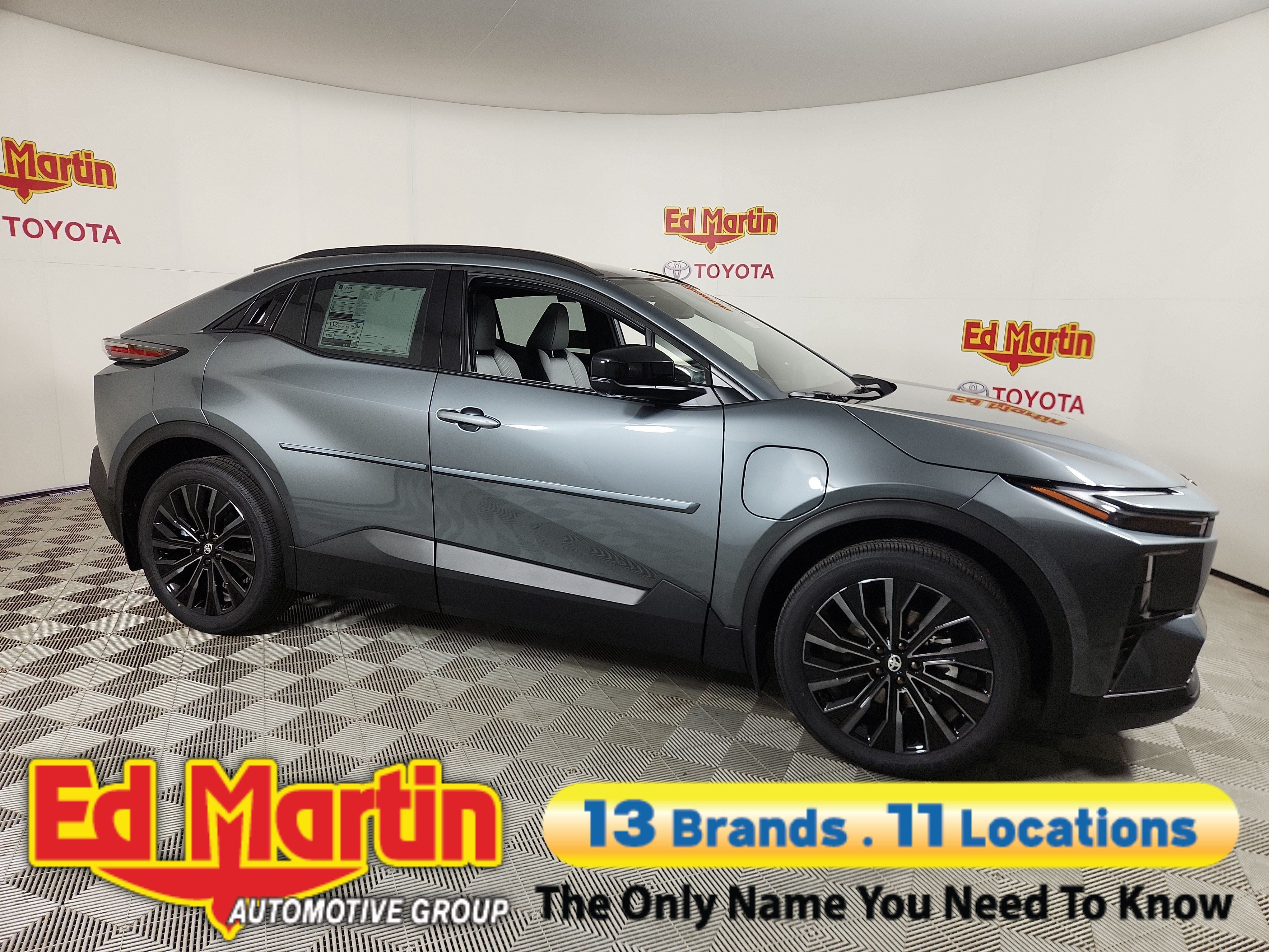 2026 Toyota C-HR XSE