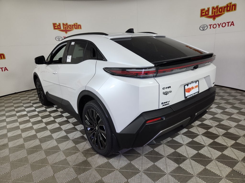 2026 Toyota C-HR XSE