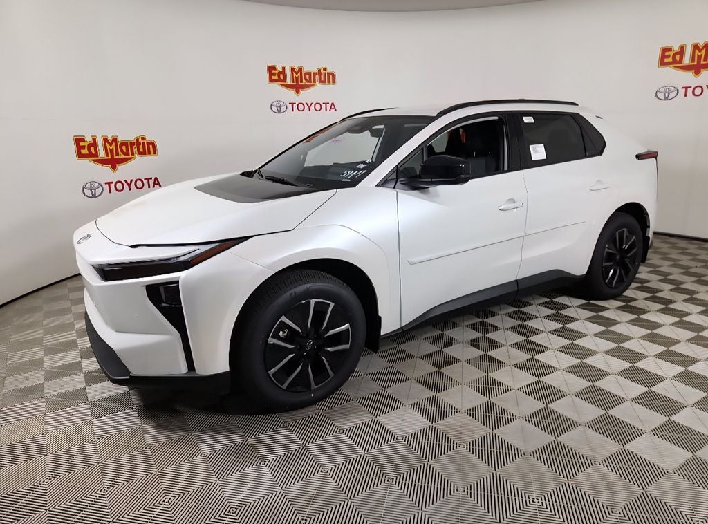 2026 Toyota bZ XLE Plus