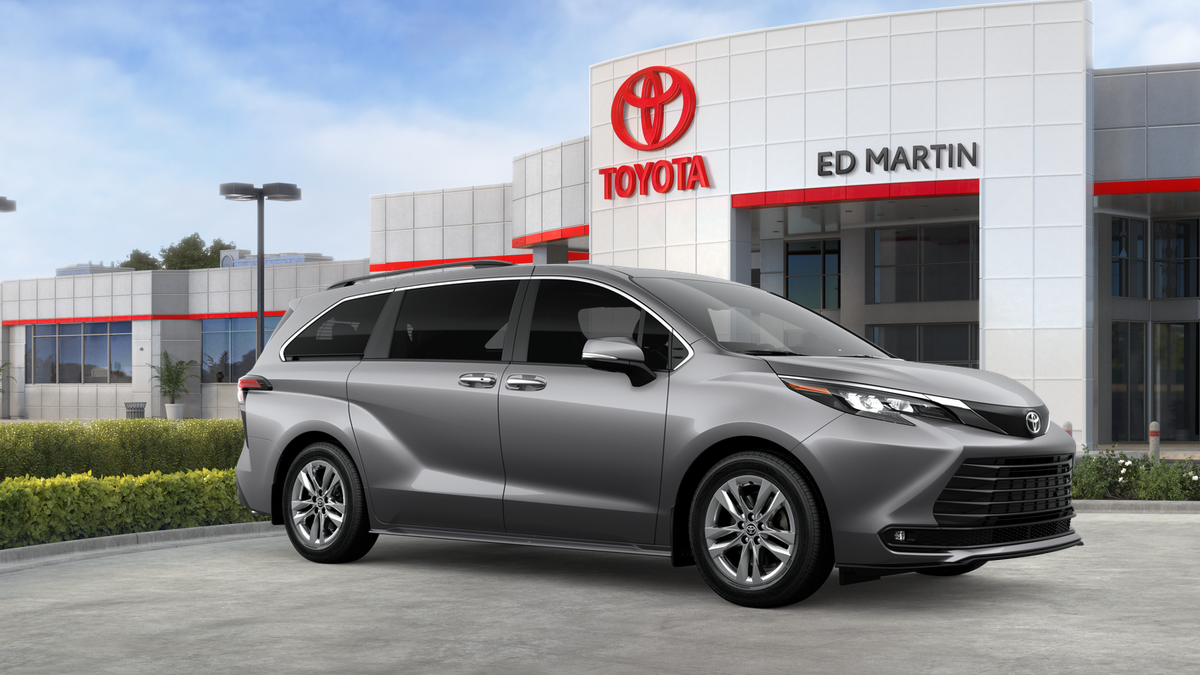 2026 Toyota Sienna XLE