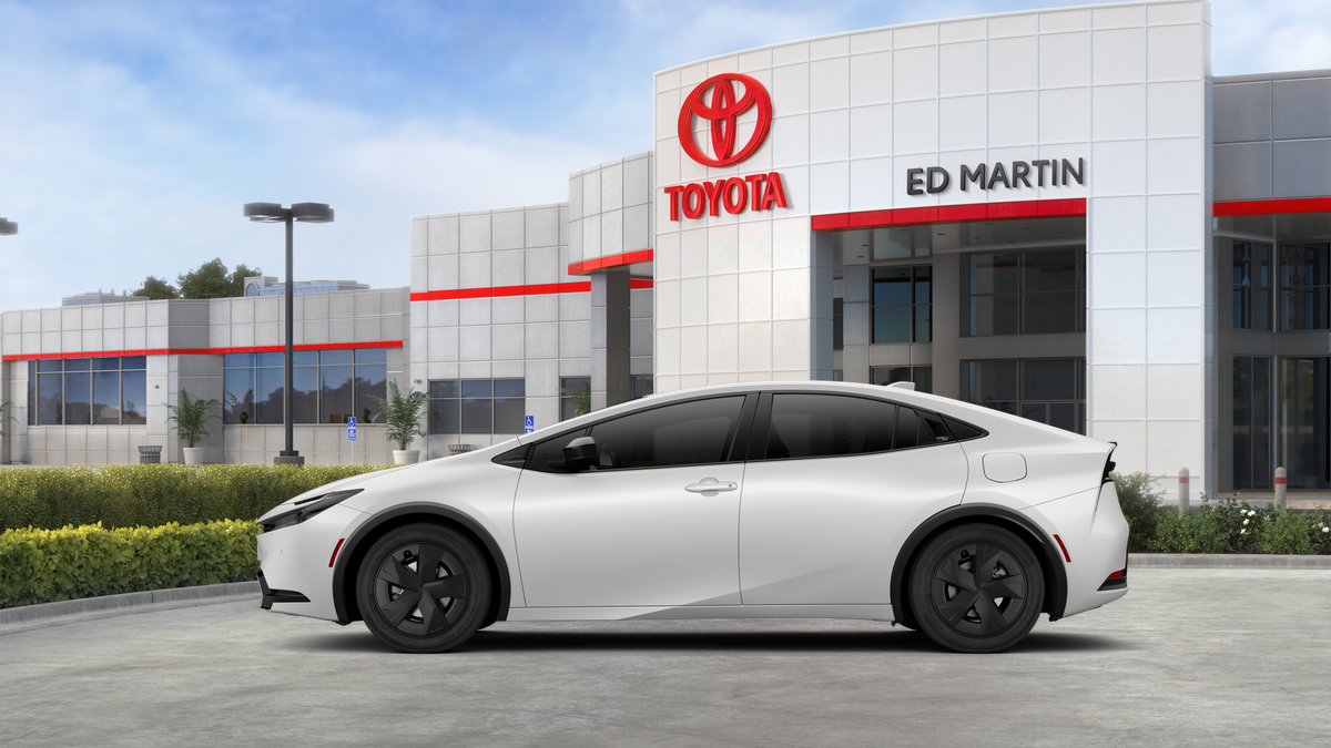 2026 Toyota Prius Plug-in Hybrid SE