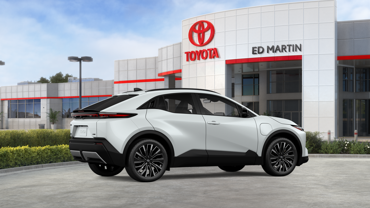 2026 Toyota C-HR XSE