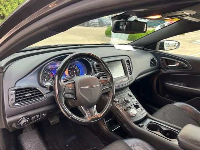 2015 Chrysler 200 S