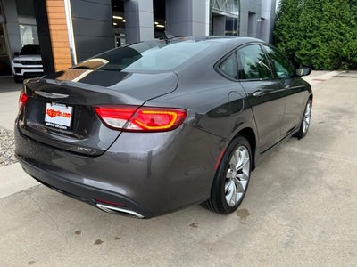 2015 Chrysler 200 S