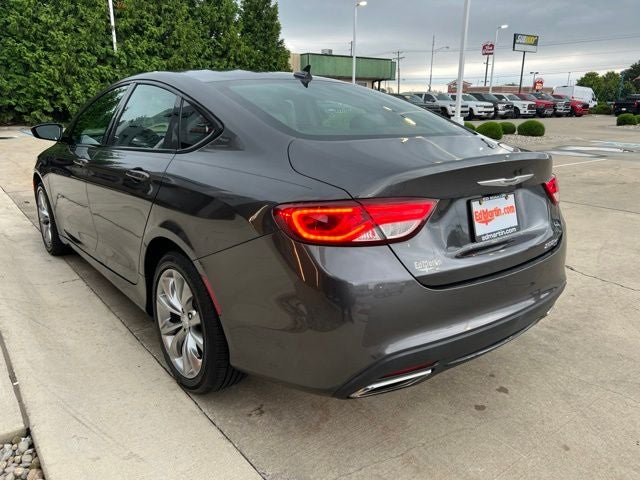 2015 Chrysler 200 S
