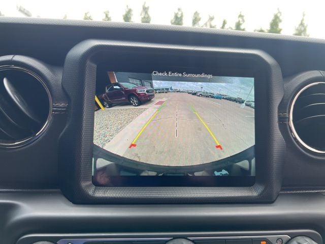 2023 Jeep Wrangler Altitude