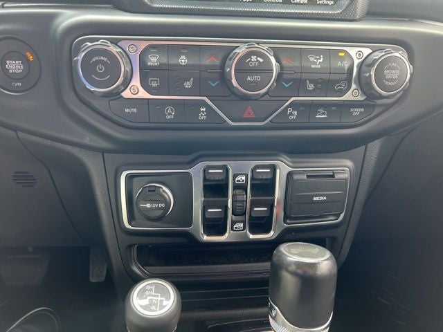 2023 Jeep Wrangler Altitude