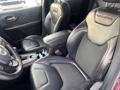 2020 Jeep Cherokee Trailhawk