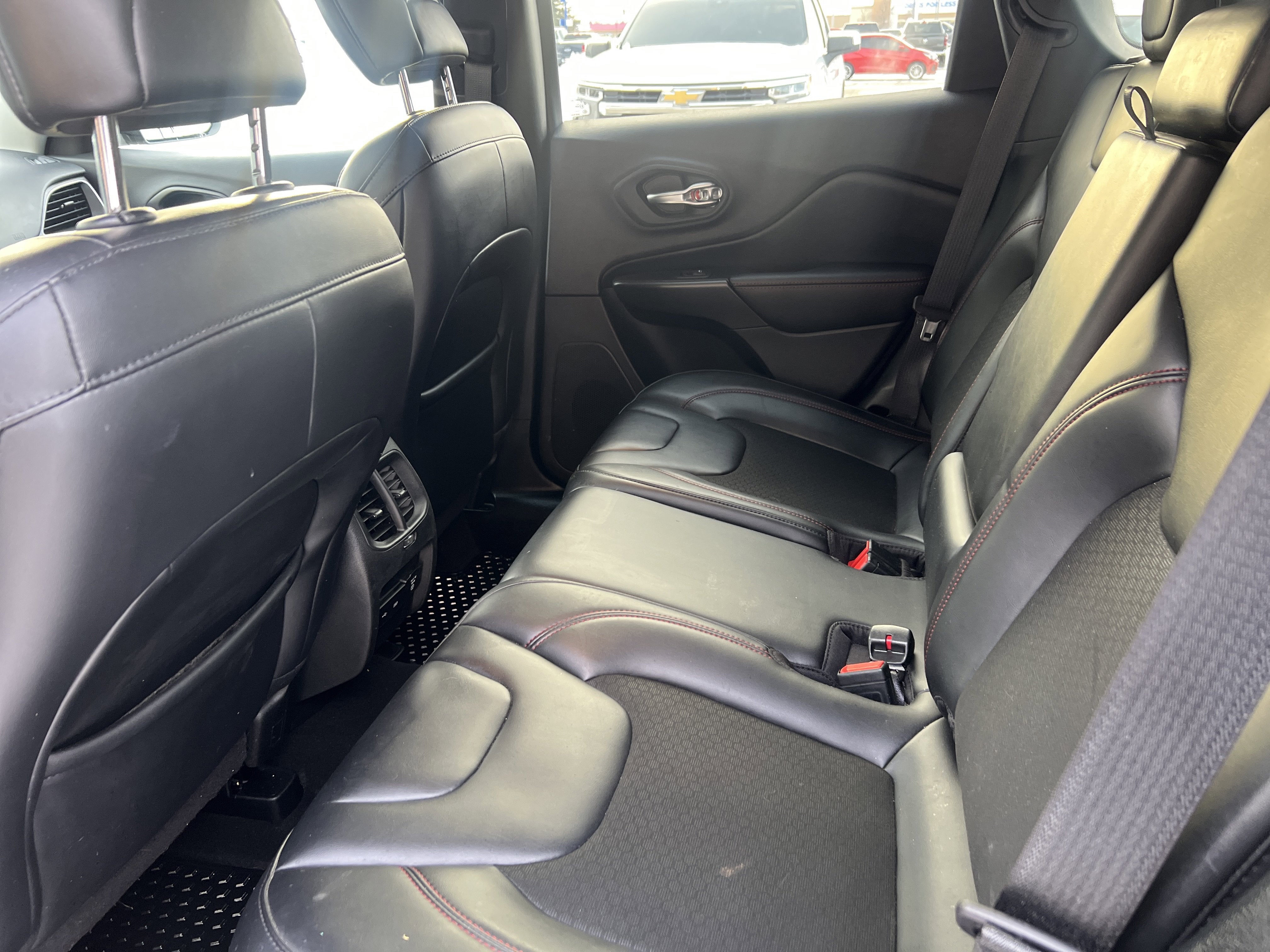 2020 Jeep Cherokee Trailhawk