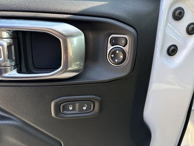 2025 Jeep Wrangler Willys 4 Door 4x4