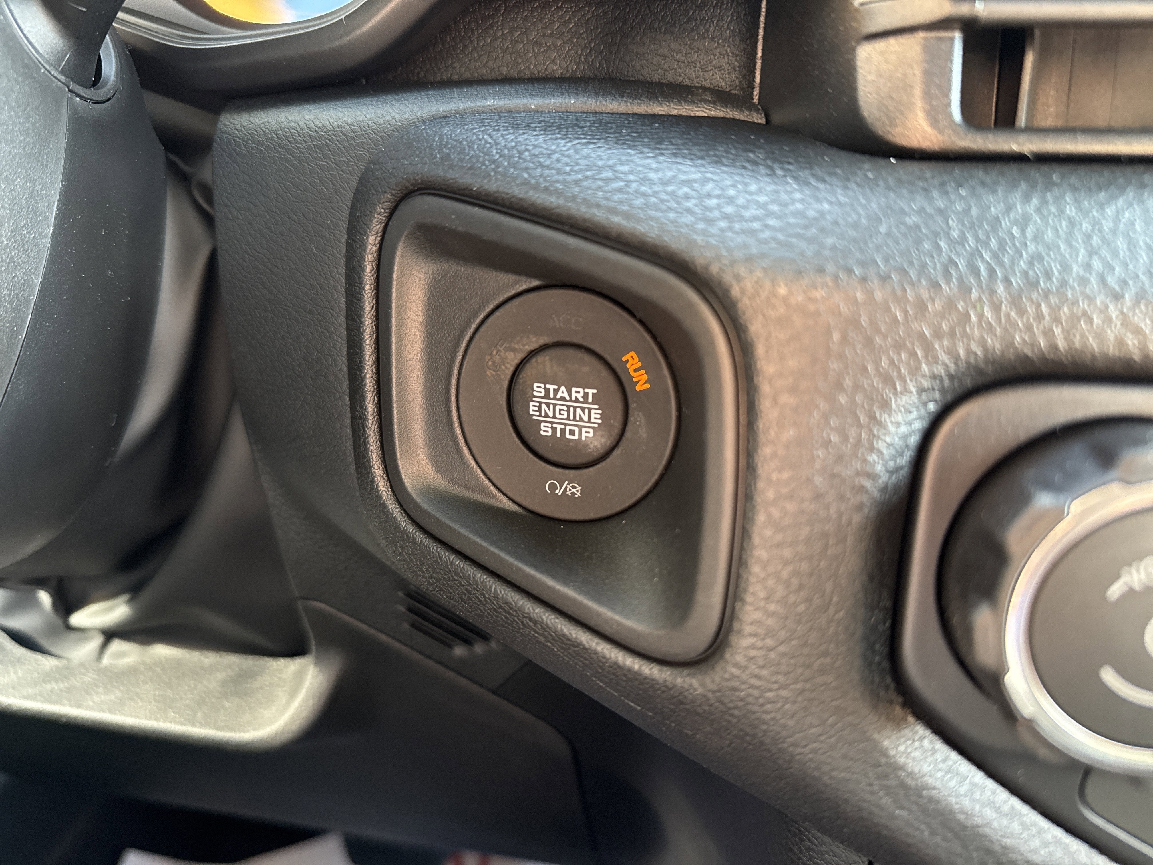 2025 Jeep Wrangler Willys 4 Door 4x4