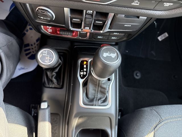 2025 Jeep Wrangler Willys 4 Door 4x4