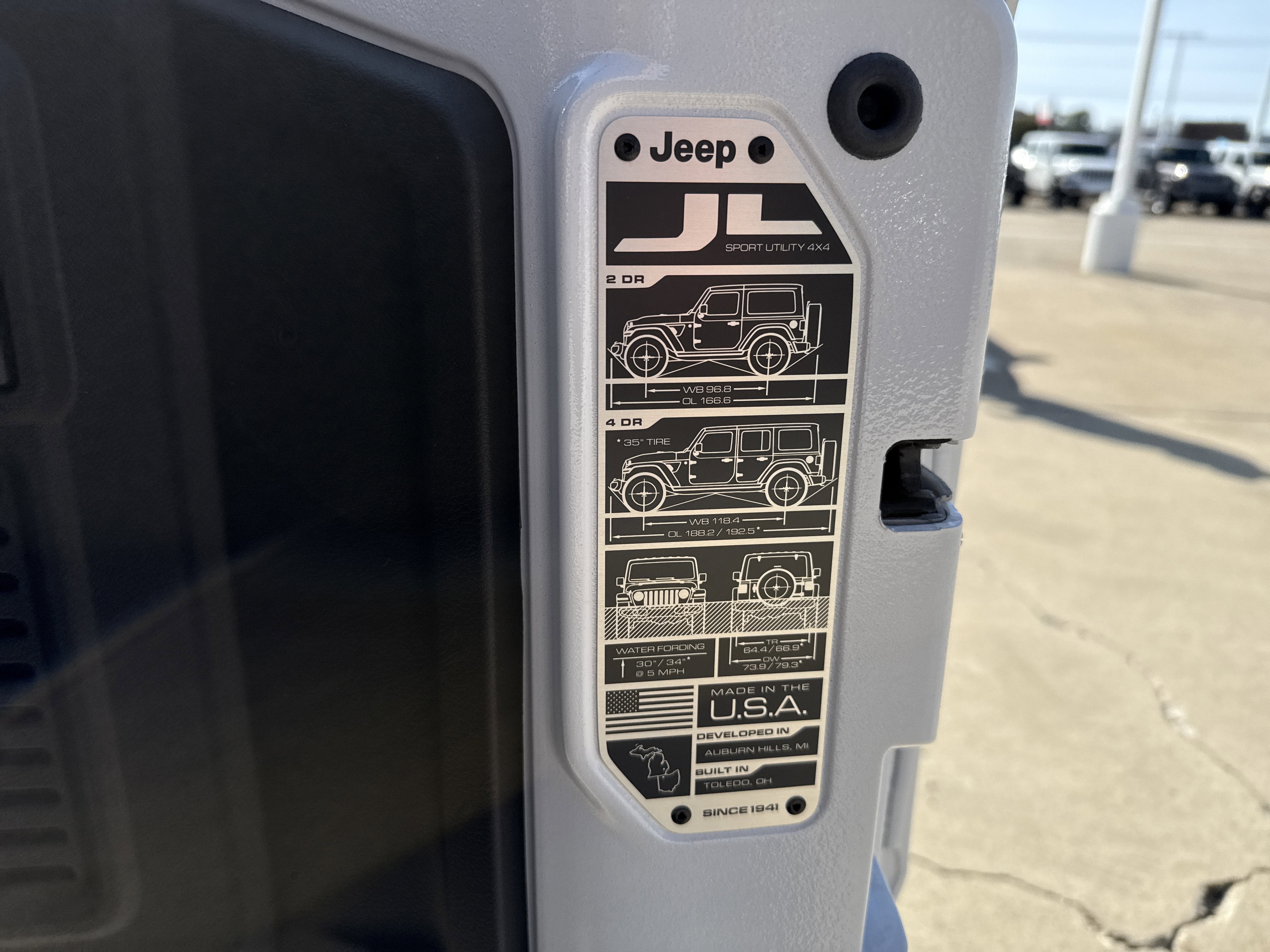 2025 Jeep Wrangler Willys 4 Door 4x4