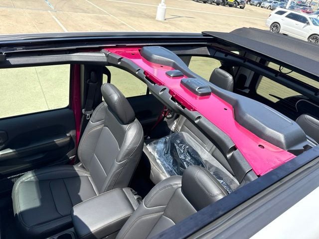 2026 Jeep Wrangler Sahara Whitecap