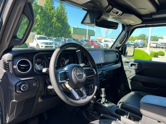2025 Jeep Wrangler Sahara