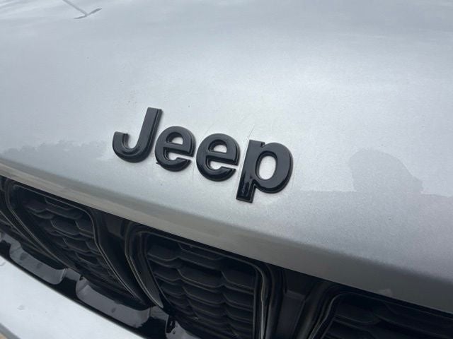 2022 Jeep Grand Cherokee Altitude