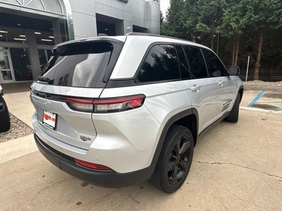 2022 Jeep Grand Cherokee Altitude