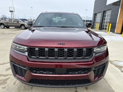 2026 Jeep Grand Cherokee Laredo