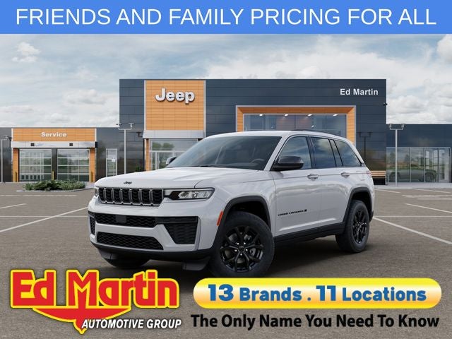 2026 Jeep Grand Cherokee Laredo