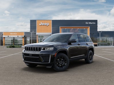 2026 Jeep Grand Cherokee Laredo