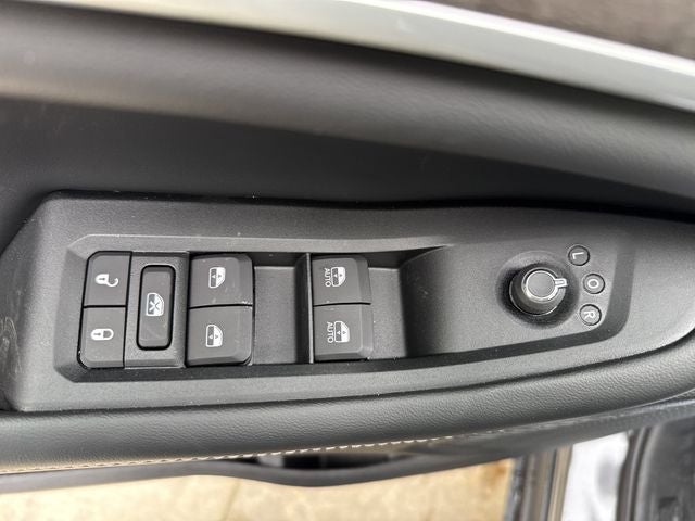 2026 Jeep Grand Cherokee Laredo Altitude 4x4