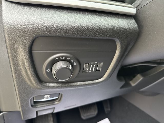 2026 Jeep Grand Cherokee Laredo Altitude 4x4