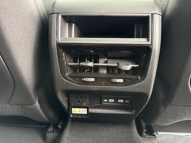 2026 Jeep Grand Cherokee Laredo Altitude 4x4