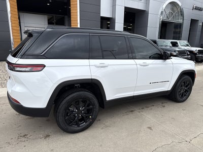 2026 Jeep Grand Cherokee Laredo Altitude 4x4