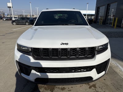 2026 Jeep Grand Cherokee Laredo Altitude 4x4