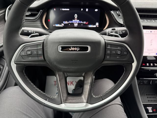 2026 Jeep Grand Cherokee Laredo