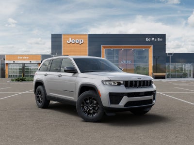 2026 Jeep Grand Cherokee Laredo