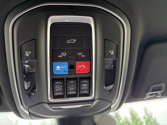 2027 Jeep Grand Cherokee Limited