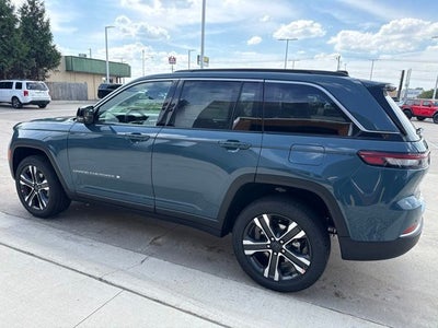 2027 Jeep Grand Cherokee Limited