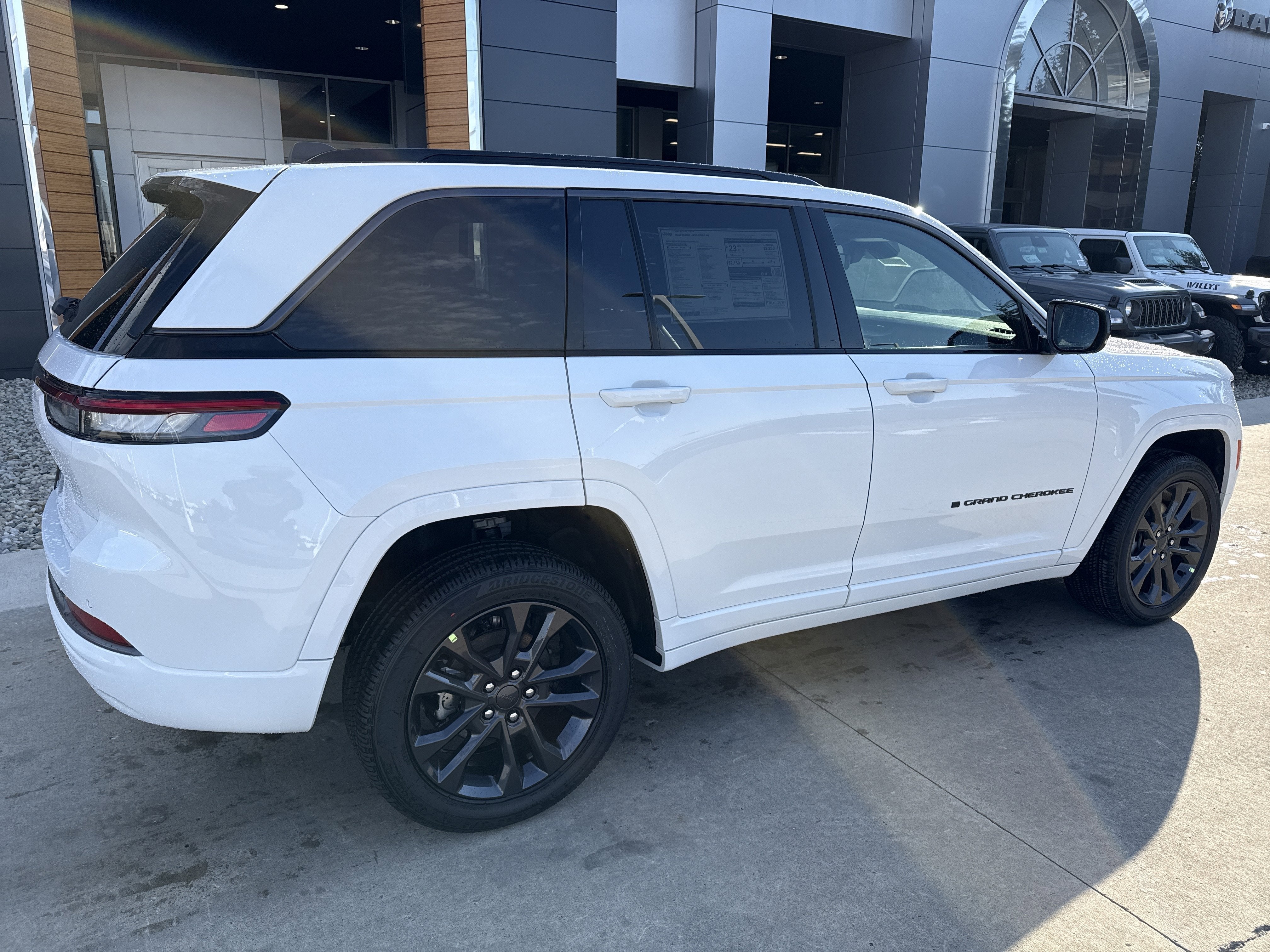 2026 Jeep Grand Cherokee Limited Reserve 4x4