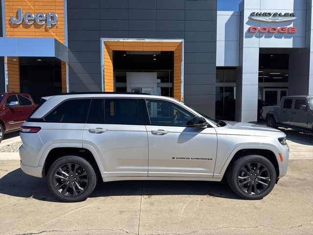 2026 Jeep Grand Cherokee Limited Reserve