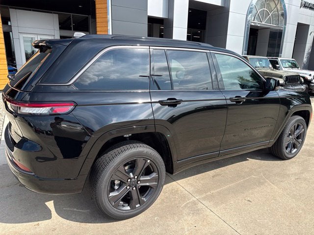2027 Jeep Grand Cherokee Limited Reserve