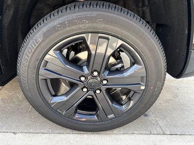2027 Jeep Grand Cherokee Limited Reserve