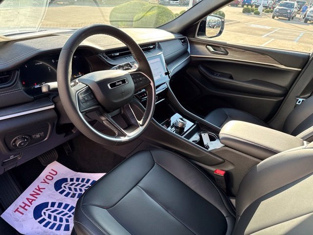 2027 Jeep Grand Cherokee Limited Altitude
