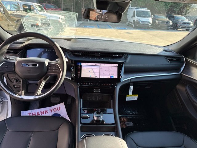 2027 Jeep Grand Cherokee Limited Altitude