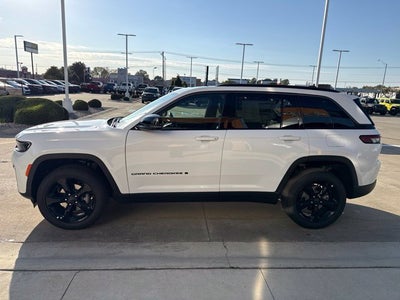 2027 Jeep Grand Cherokee Limited Altitude
