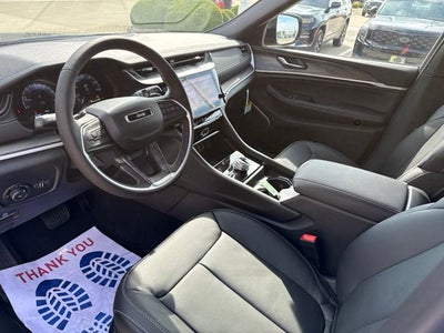 2027 Jeep Grand Cherokee Limited Reserve