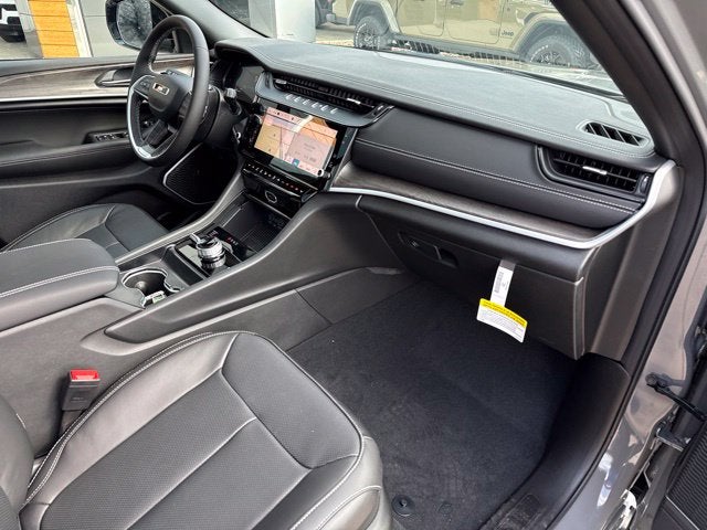 2027 Jeep Grand Cherokee Limited Reserve