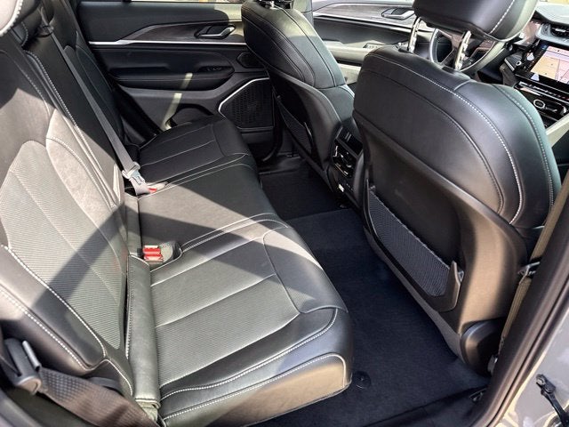 2027 Jeep Grand Cherokee Limited Reserve