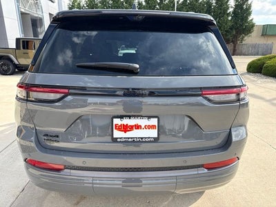 2027 Jeep Grand Cherokee Limited Reserve