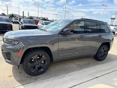 2027 Jeep Grand Cherokee Limited Reserve