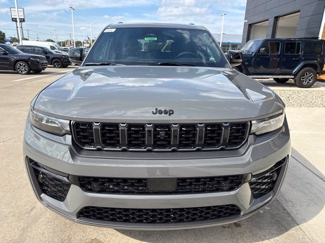2027 Jeep Grand Cherokee Limited Reserve