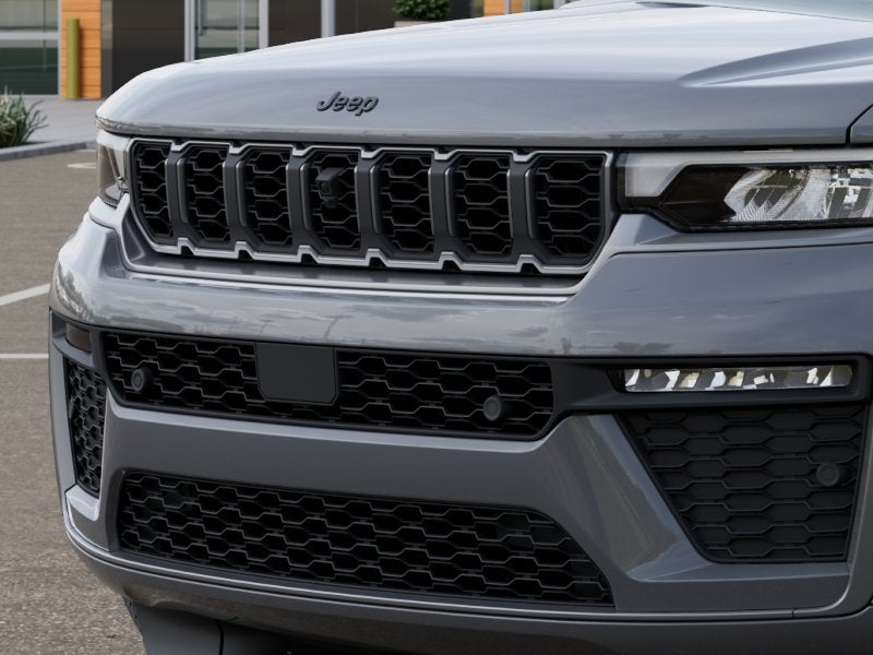 2027 Jeep Grand Cherokee Limited Reserve
