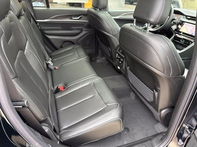 2027 Jeep Grand Cherokee Limited